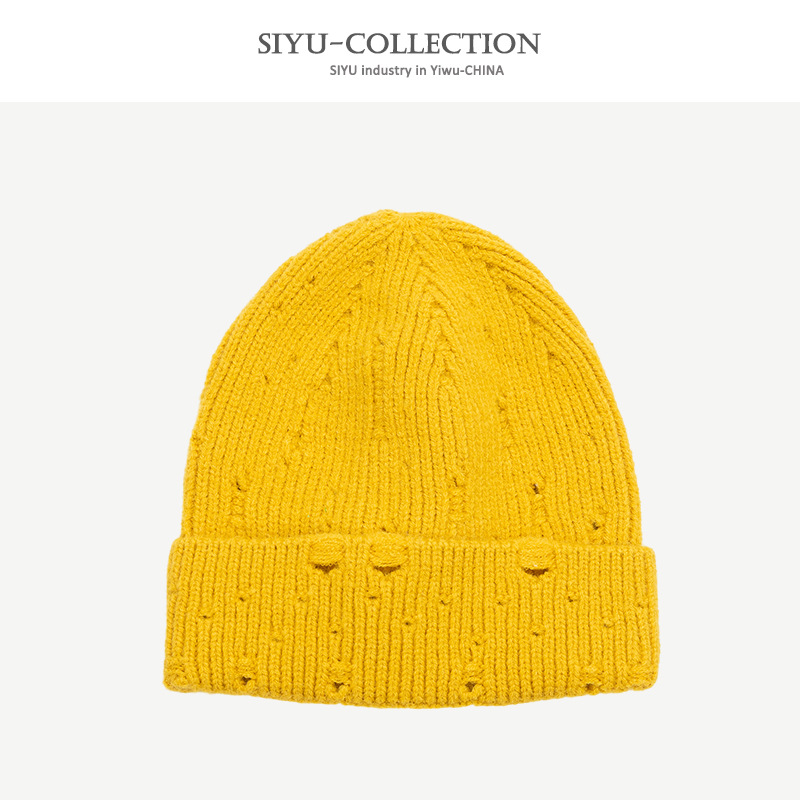 H00053 Strickmütze für Erwachsene im alten Stil mit Löchern