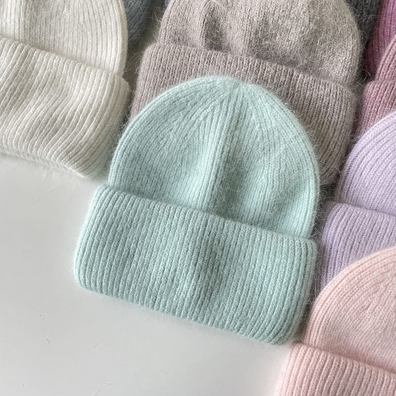 H00045 Warme Strickmütze für Damen aus angolanischem Kaninchenwollgemisch