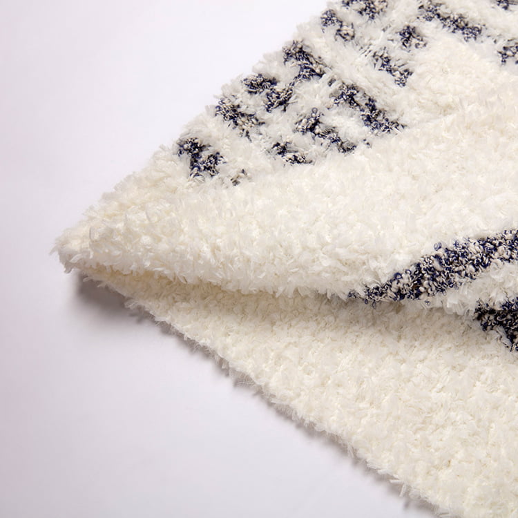 SM-K0041 Schwarz-weiß karierter kleiner duftender Mohair-Strick-Cardigan im koreanischen Lazy-Stil SM-K0041 Schwarz-weiß karierter kleiner duftender Mohair-Strick-Cardigan im koreanischen Lazy-Stil