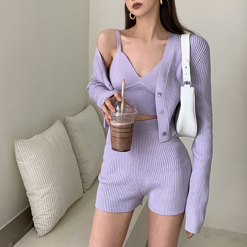 SM-K0112 Weicher, wachsartiger, weicher, sexy Strickanzug mit Weste und Mantel + Shorts SM-K0112 Weicher, wachsartiger, weicher, sexy Strickanzug mit Weste und Mantel + Shorts